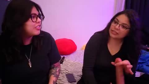 Mia online show from March 7, 1:49 am