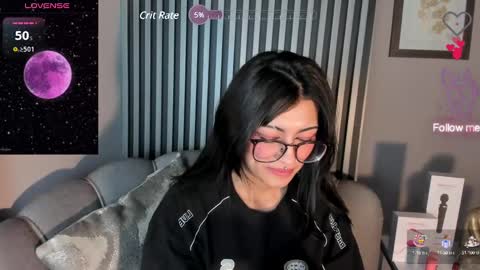    online show from February 1, 10:26 am