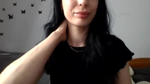 Mia online show from June 12, 10:09 pm