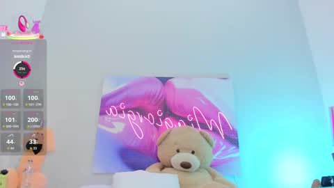Snapshot of miagiorgia chatting on September 23, 7:09 pm Mia online show from September 23, 7:09 pm