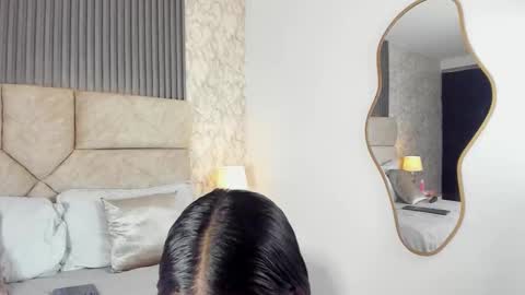 Snapshot of miagomezx chatting on September 10, 10:33 pm miagomezx online show from September 10, 10:33 pm