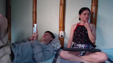 Mia  Sam online show from March 11, 7:25 pm