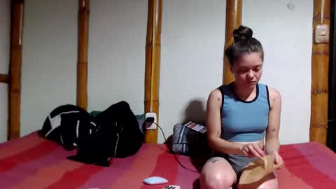 Mia  Sam online show from March 14, 5:00 am