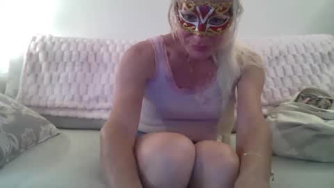 miamitransgirl305 online show from April 11, 2:05 am