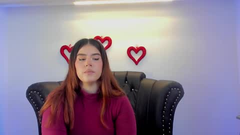 Mia   -5 7001400 Follow  online show from February 24, 3:31 pm