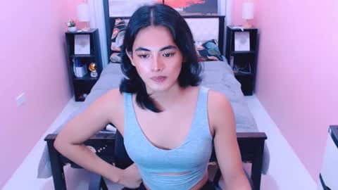 miamoreamara69 online show from August 4, 7:43 pm