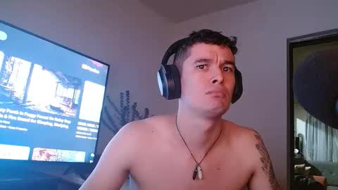 miaou_miaou online show from January 2, 2:11 am