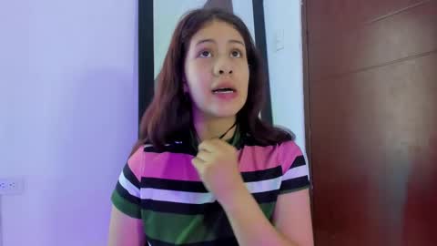 Sweetie Mia online show from September 17, 2:42 pm