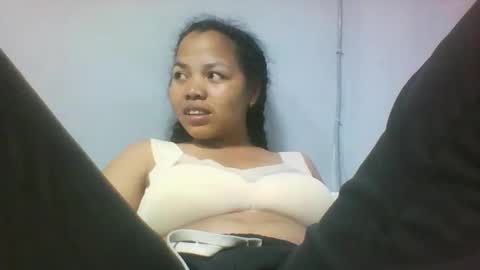 miarii online show from November 17, 7:38 pm