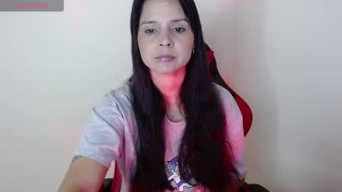 Snapshot of miarobinn_ chatting on September 22, 12:09 pm miarobinn_ online show from September 22, 12:09 pm