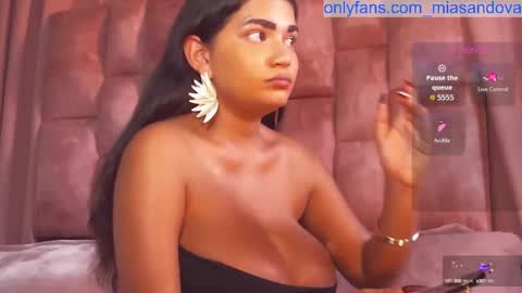 miasaandovaal 22 online show from September 16, 9:51 pm