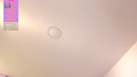 miavelvet1 online show from December 20, 2:40 am