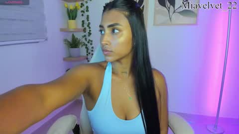 Mia Velvet  online show from February 17, 4:55 am