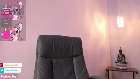 Snapshot of miavillalobos_ chatting on September 24, 3:30 pm Mia Villalobos online show from September 24, 3:30 pm