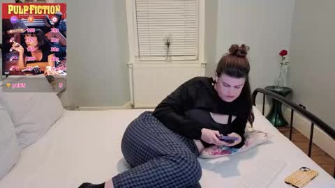 Mia  online show from March 19, 11:31 pm