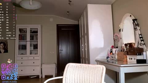 Emily online show from February 7, 2:53 pm