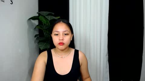 michafoxcum online show from December 11, 8:15 am