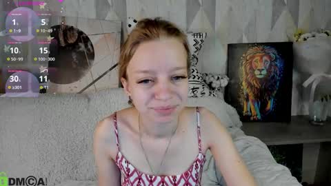 Snapshot of michelle_blond chatting on September 23, 7:46 am michelle_blond online show from September 23, 7:46 am