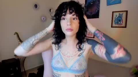 Michelle Ramirez online show from July 19, 9:12 am