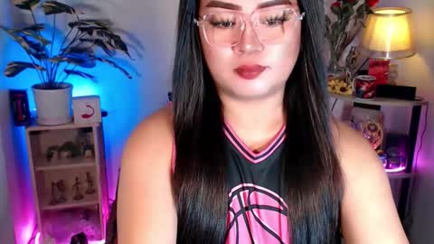 Snapshot of michellechannelxxx chatting on September 28, 12:58 pm Michelle online show from September 28, 12:58 pm