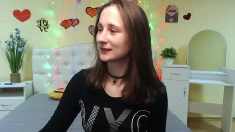 Snapshot of michellee11 chatting on March 6, 11:58 am Michel online show from March 6, 11:58 am