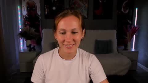 Snapshot of michelleortis chatting on September 18, 2:21 pm MichelleOrtis online show from September 18, 2:21 pm
