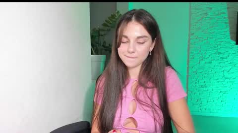 Michellee online show from October 15, 5:58 pm