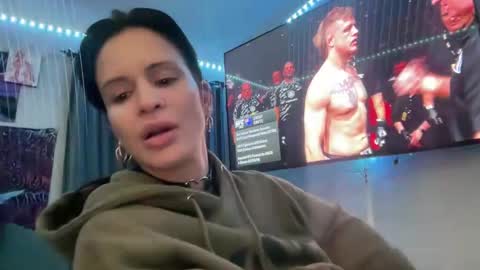 Skye online show from February 9, 3:53 am