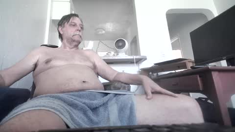 mick_gee online show from July 19, 8:44 pm