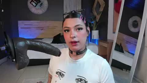 Micki online show from July 10, 11:37 am