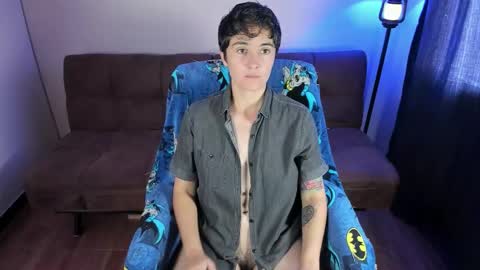 Blue online show from February 13, 3:48 pm