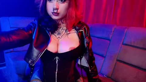 Agatha online show from May 7, 8:59 pm