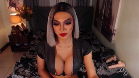 KATE online show from January 19, 9:01 am