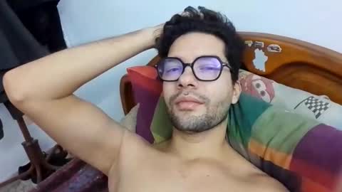 Sam online show from November 30, 3:52 pm