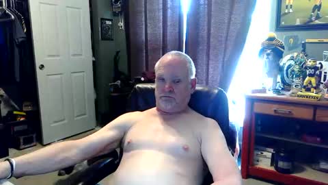 midwestdad09 online show from April 14, 6:22 pm