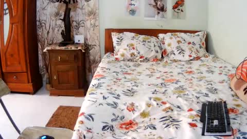 miel_07 online show from July 14, 6:29 am