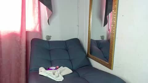 Snapshot of mielsquirt chatting on March 3, 6:24 pm mielsquirt online show from March 3, 6:24 pm