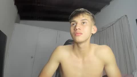 Miguel Hernandez online show from March 4, 7:43 pm