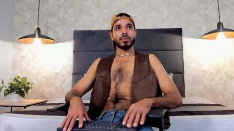 miguelsanfrancisco online show from September 27, 2:04 pm