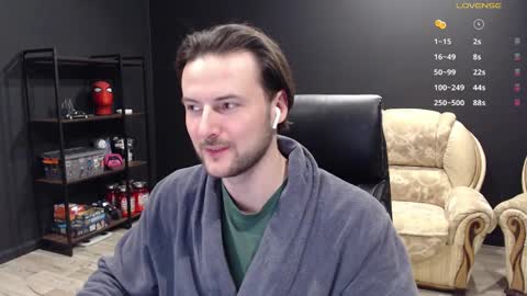 Snapshot of mihasikd chatting on February 26, 9:53 pm Misha Winchester online show from February 26, 9:53 pm