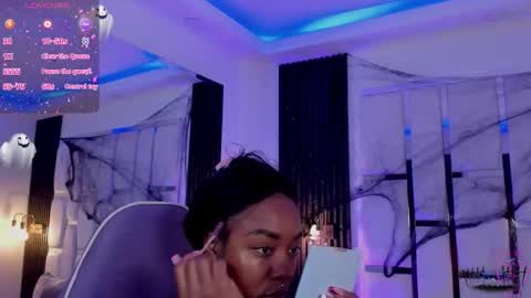 Miia Schwarz  online show from November 3, 4:57 am