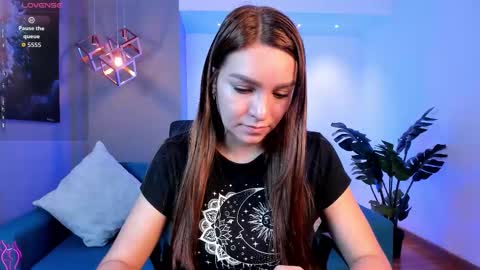 Miia 3 online show from March 4, 12:02 pm