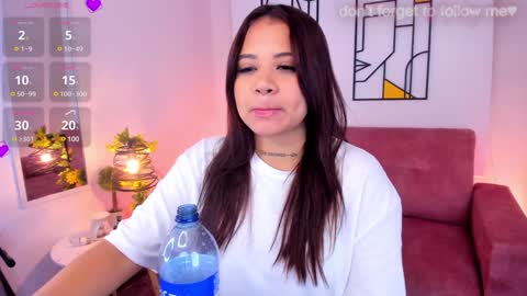Snapshot of miiaa7_ chatting on January 14, 12:43 am Ma is my name I invite you to check out my wish list for my birthday online show from January 14, 12:43 am