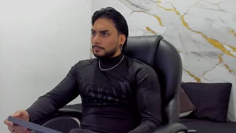 Daniel online show from January 10, 1:27 pm