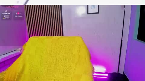 miilu  online show from November 2, 3:17 am