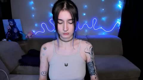 Mika online show from December 21, 5:52 pm