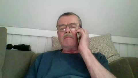 mikael42 online show from April 10, 12:54 pm