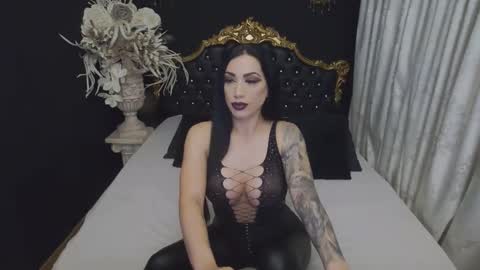 Mikaela online show from February 11, 5:00 am