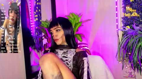 Snapshot of mikaelarangel chatting on October 14, 4:37 am mikaelarangel online show from October 14, 4:37 am