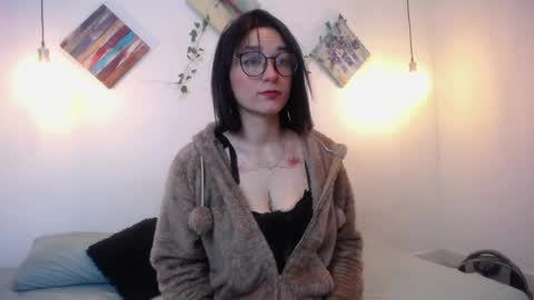 mikaza online show from May 4, 12:55 pm